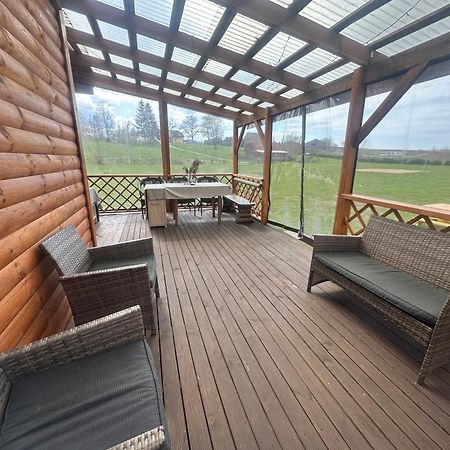 Hotel Kundzini Bīriņi Exteriér fotografie