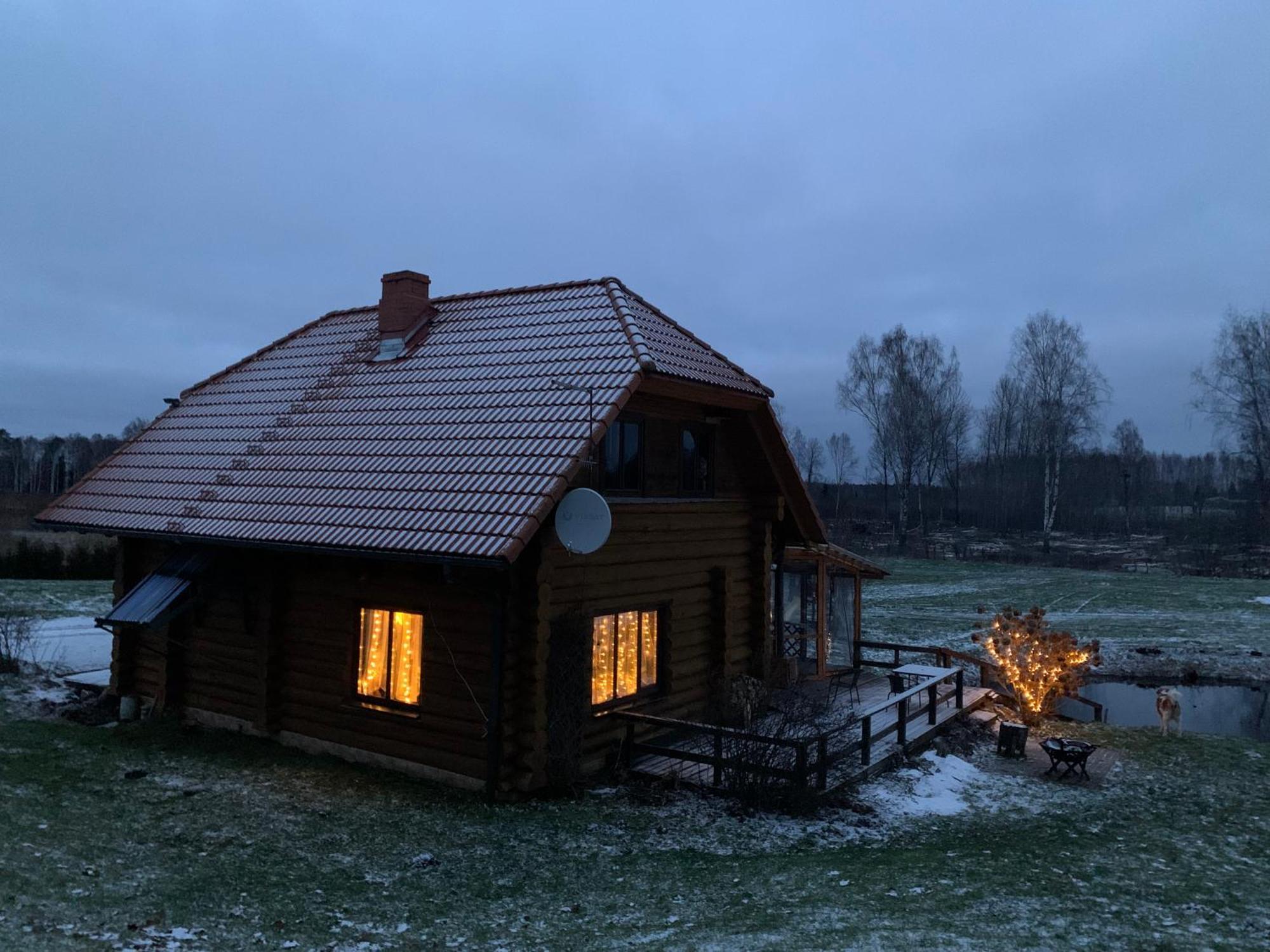 Hotel Kundzini Bīriņi Exteriér fotografie