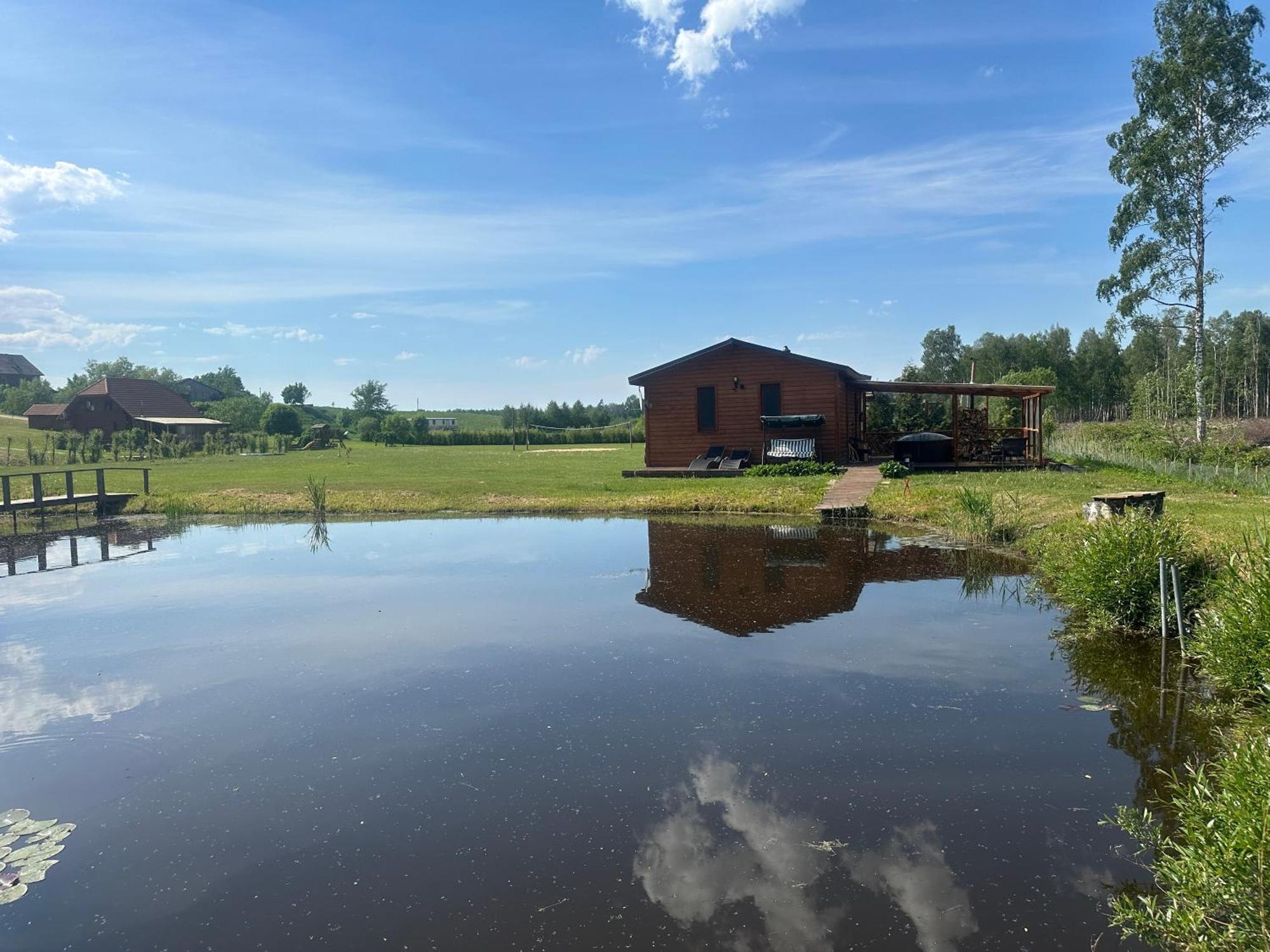 Hotel Kundzini Bīriņi Exteriér fotografie