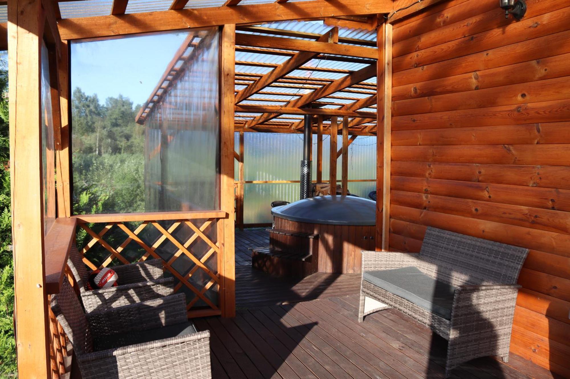Hotel Kundzini Bīriņi Exteriér fotografie