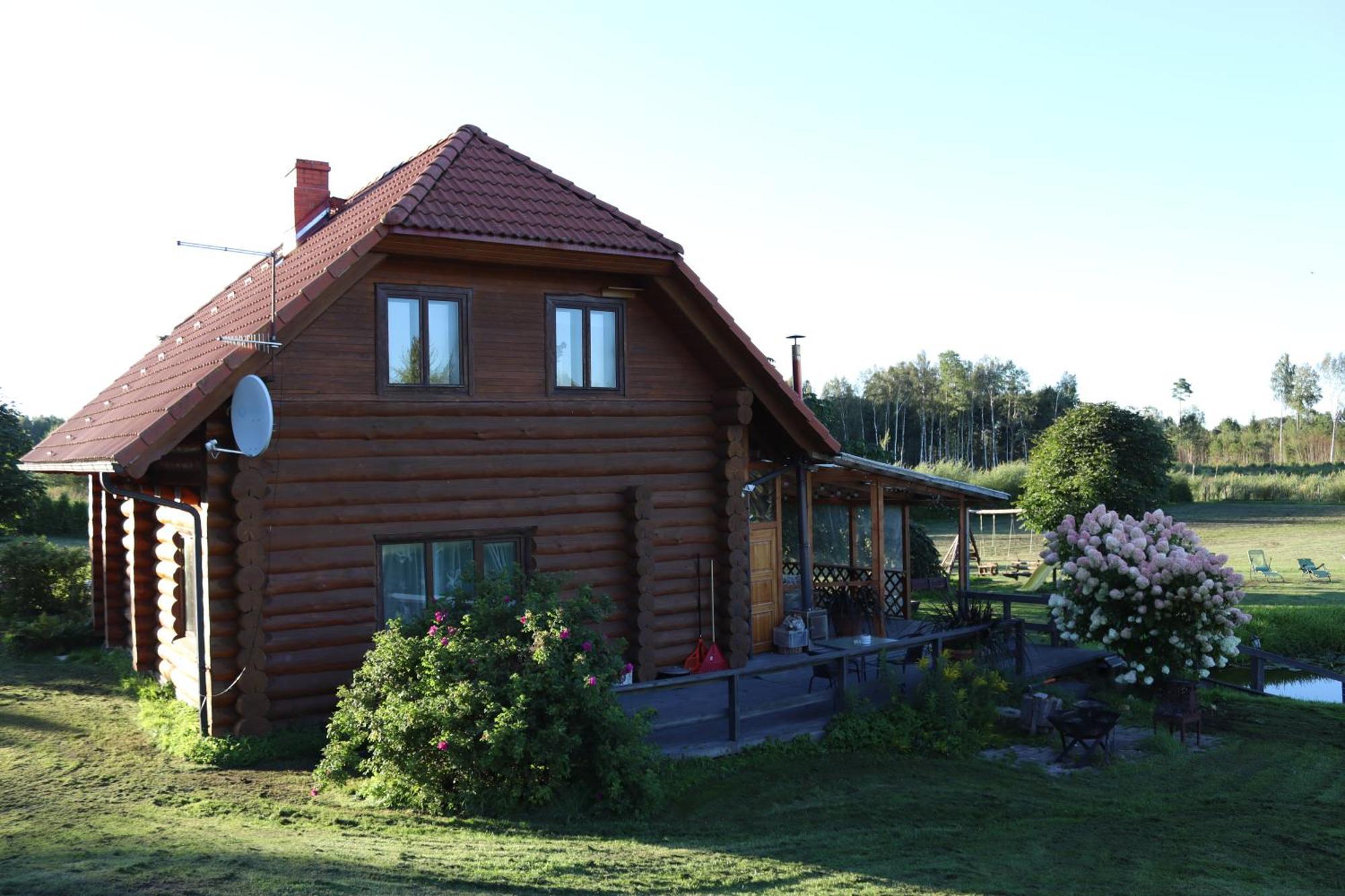 Hotel Kundzini Bīriņi Exteriér fotografie